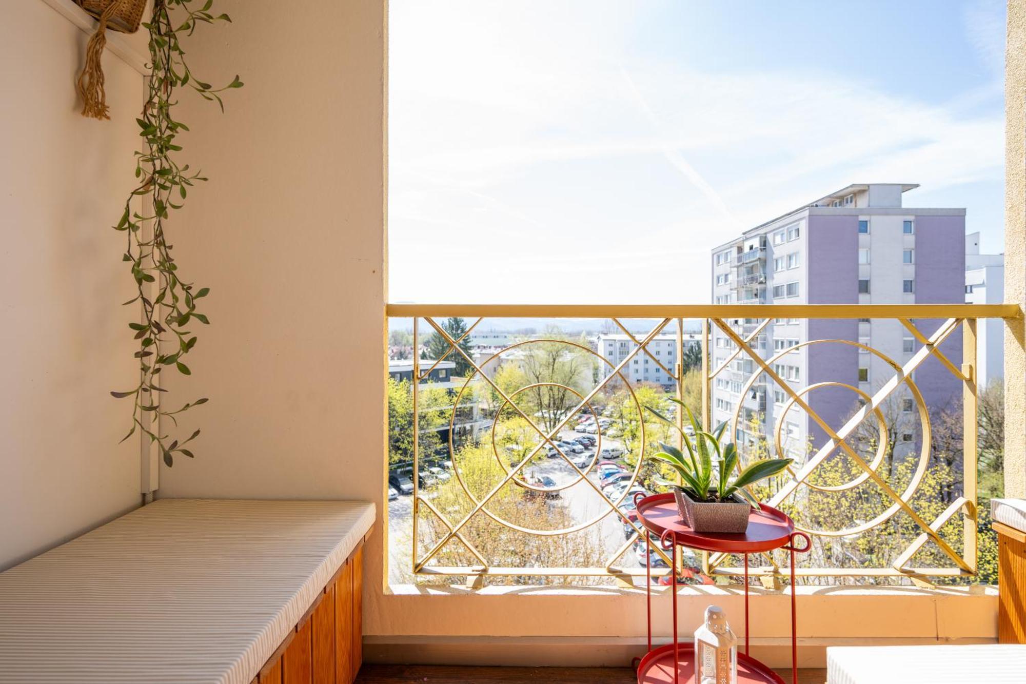 The Zen Apartma